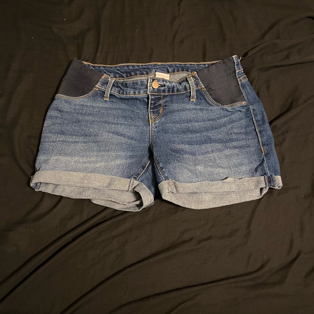 Old Navy Maternity Shorts | Size:8